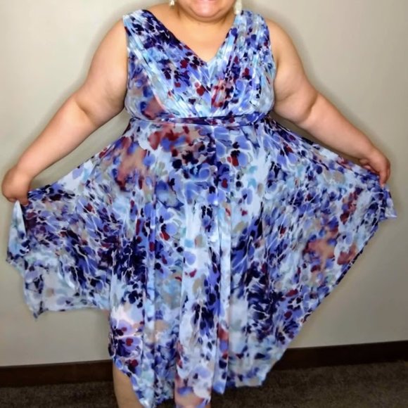 Simply Vera Vera Wang Abstract Art/Design dress - Picture 1 of 6